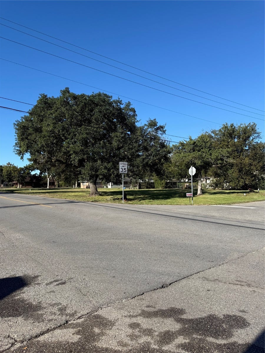 Property photo for 201/203 N Orange Street, Sweeny, TX