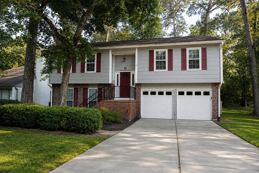 Property photo for 11 Hickory Oak Drive, The Woodlands, TX