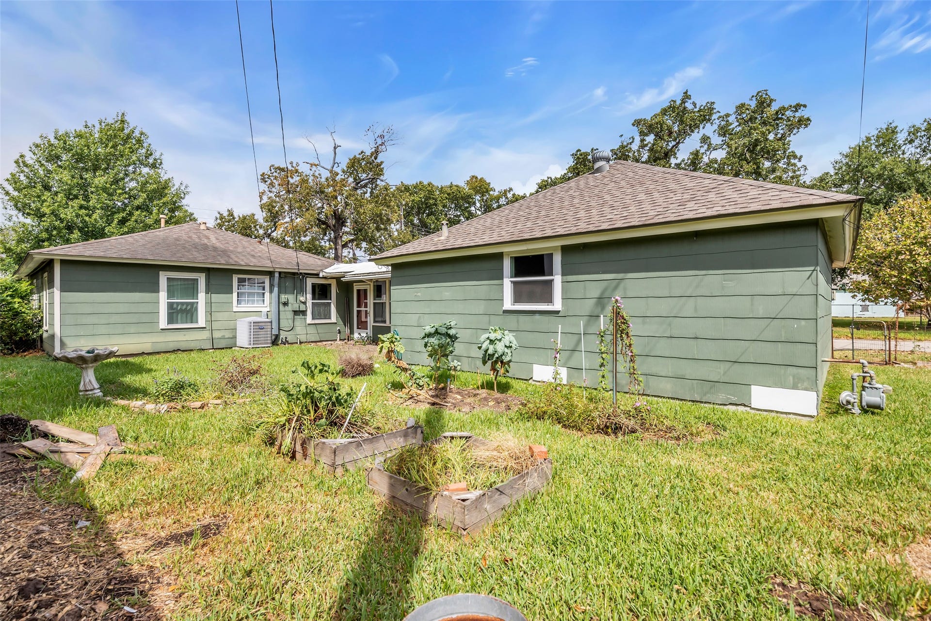1518 Afton Street, Houston, TX 77055 The windows off the back of home have been replaced