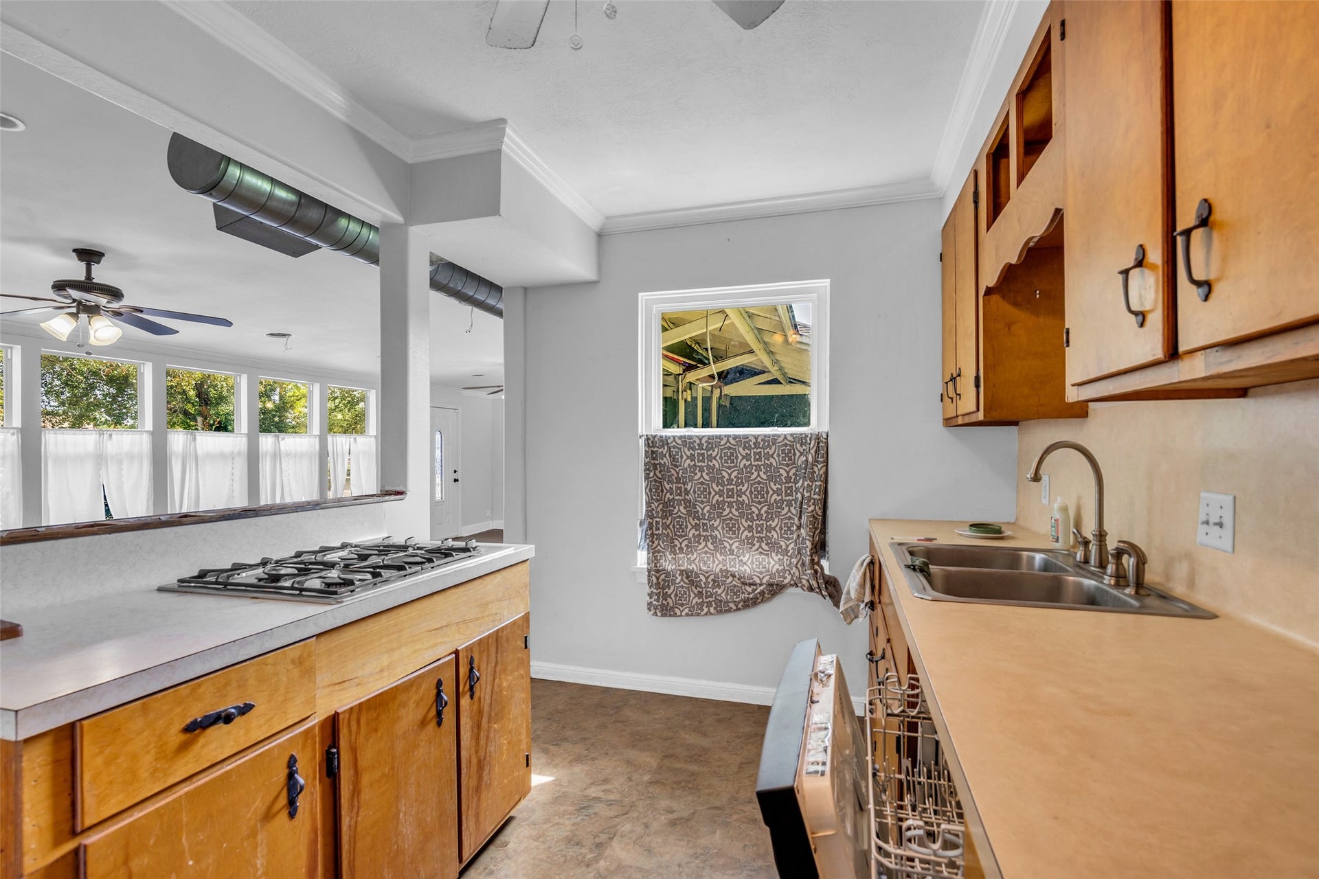 1518 Afton Street, Houston, TX 77055 Kitchen opens into back living area