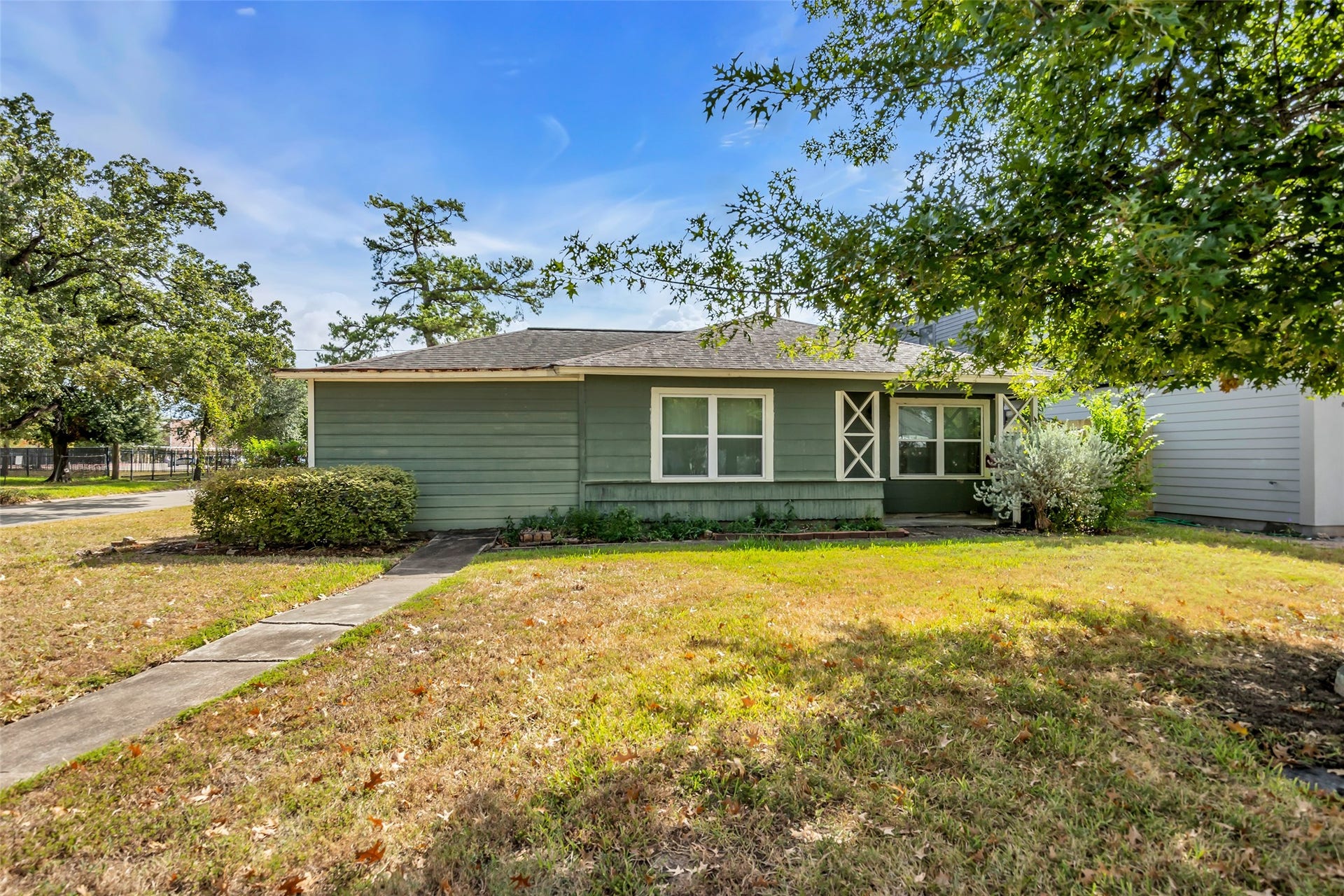 1518 Afton Street, Houston, TX 77055 1518 Afton Street, Houston, TX 77055
