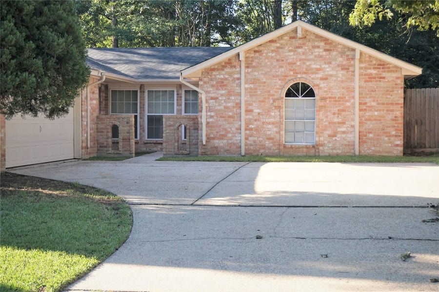 Property photo for 2727 Tinechester Drive, Houston, TX