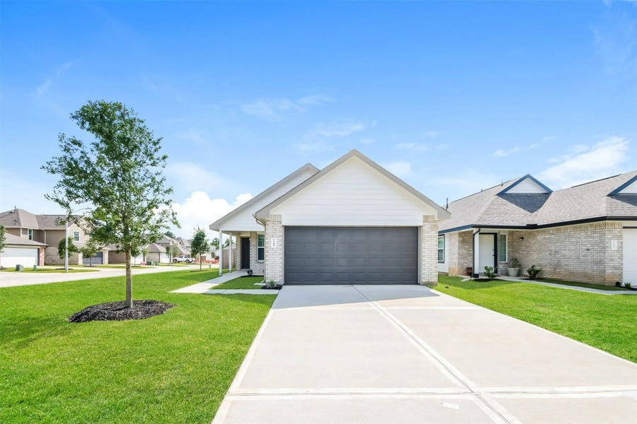 Property photo for 1109 Copal Trail, Conroe, TX