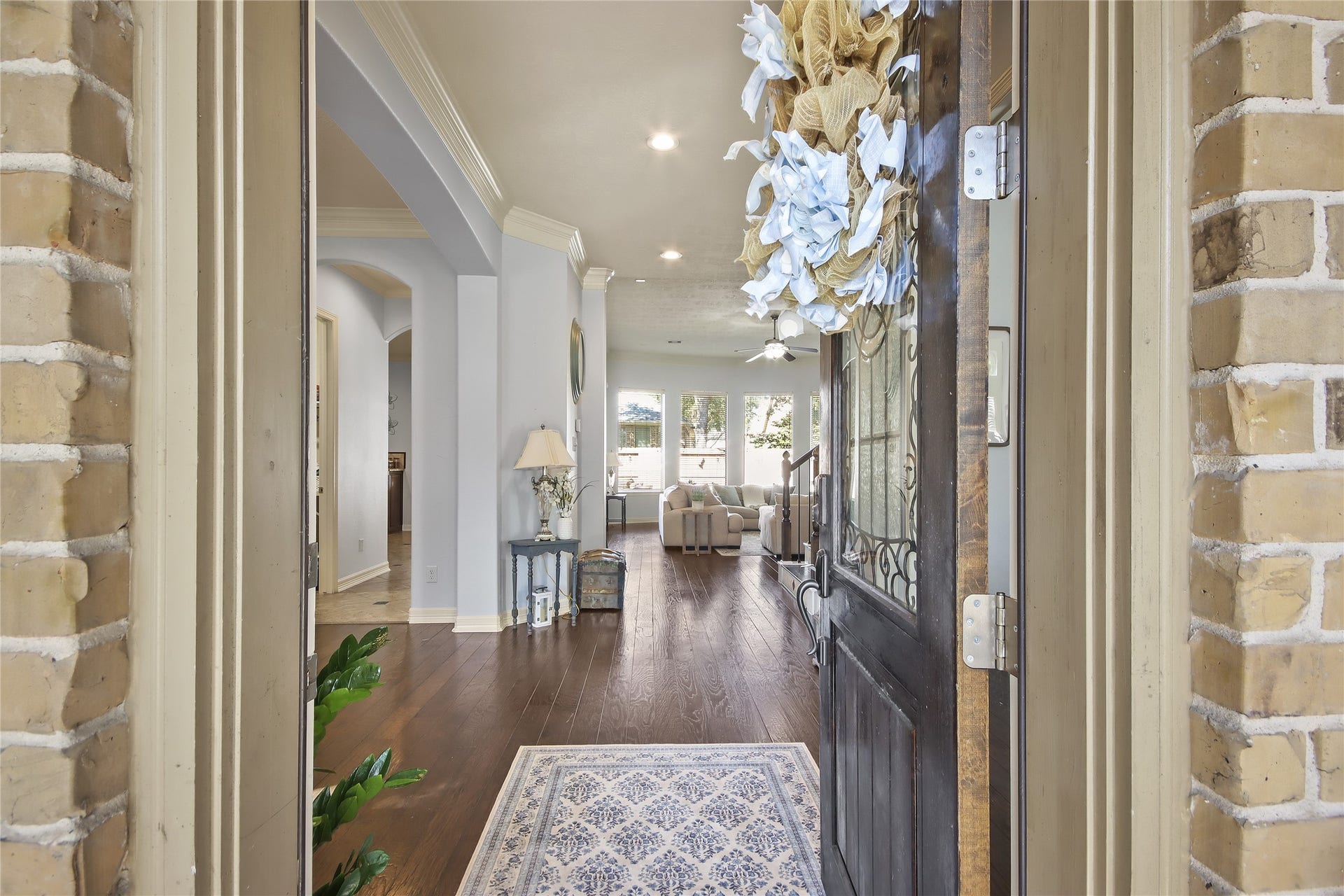 27906 Iberville Glen Dr, Katy, TX 77494 Truly a charming welcoming entrance.
