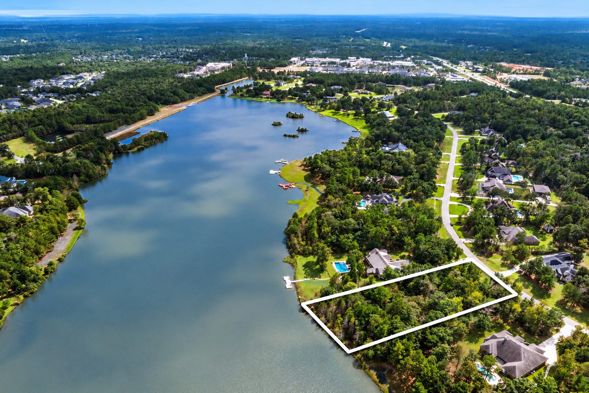 236 Lakeside Hills Drive, Montgomery, TX 77316 Ridgelake Shores is just a few miles from Lake Conroe and only five miles from The Woodlands, Texas!