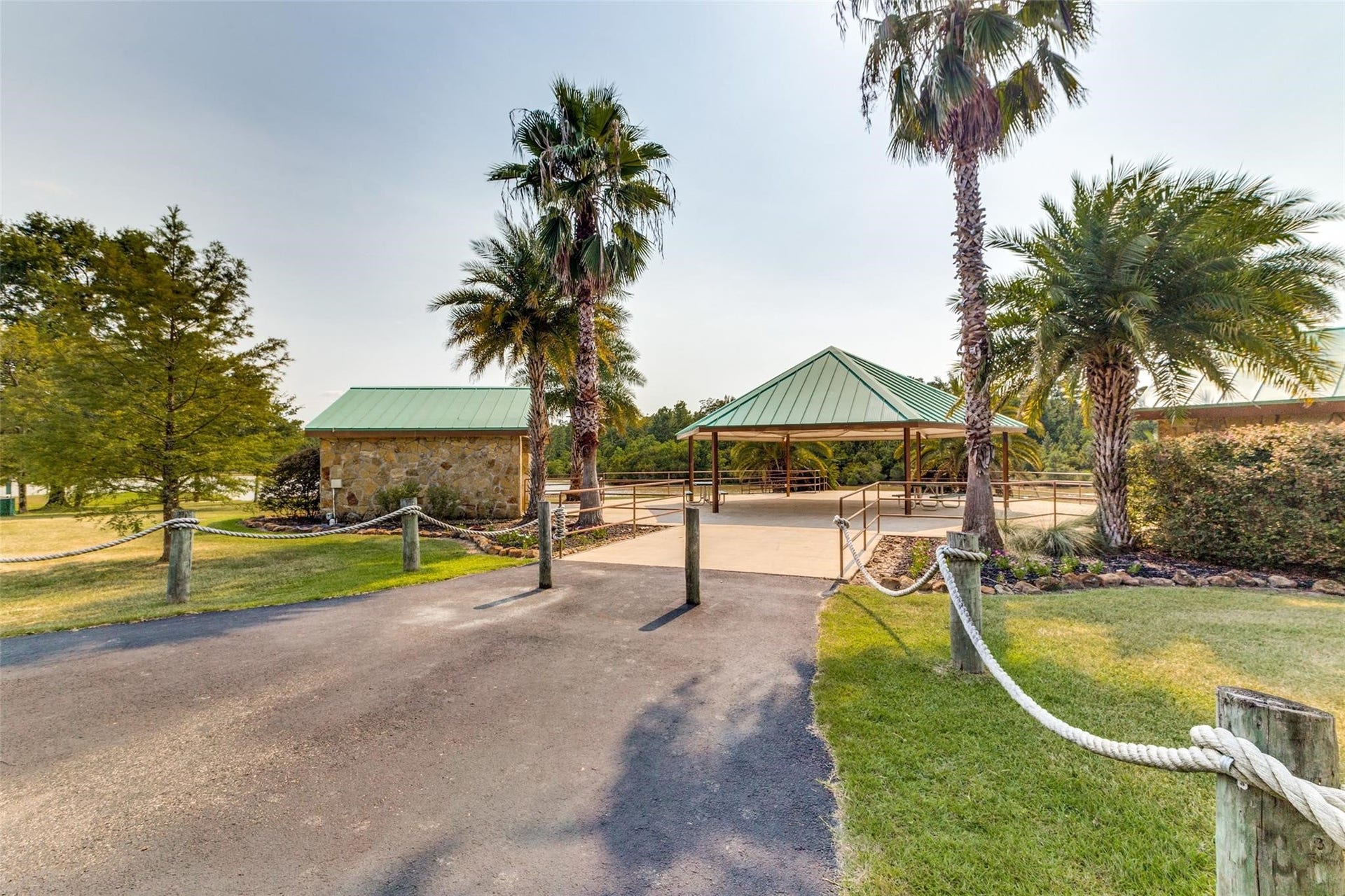 236 Lakeside Hills Drive, Montgomery, TX 77316 Amenities include Ridge Lake and Trophy Lake which are private lakes used year around for fishing, boating and water sports, and a park at each lake. The largest park at Ridge Lake has a large beach area, play ground equipment, beach volleyball court, half basketball court, a covered pavilion and covered picnic tables. Both parks have locked access with boat launches, picnic areas, and vehicle and boat trailer parking.