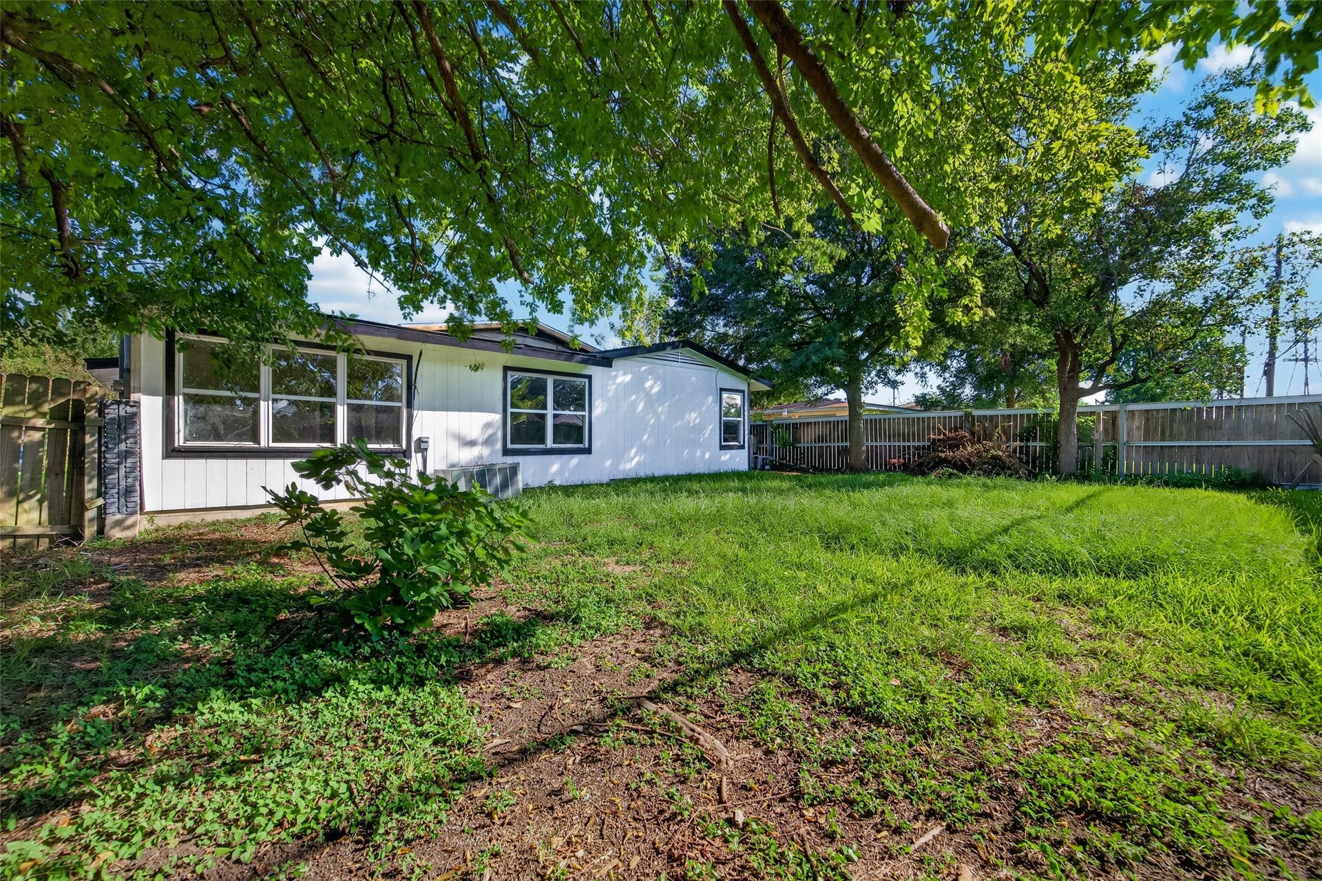 7938 Glen Vista Street, Houston, TX 77061 7938 Glen Vista Street, Houston, TX 77061