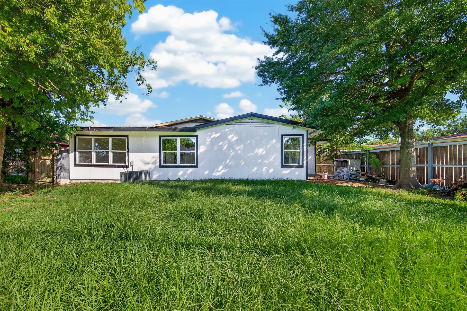 7938 Glen Vista Street, Houston, TX 77061 7938 Glen Vista Street, Houston, TX 77061