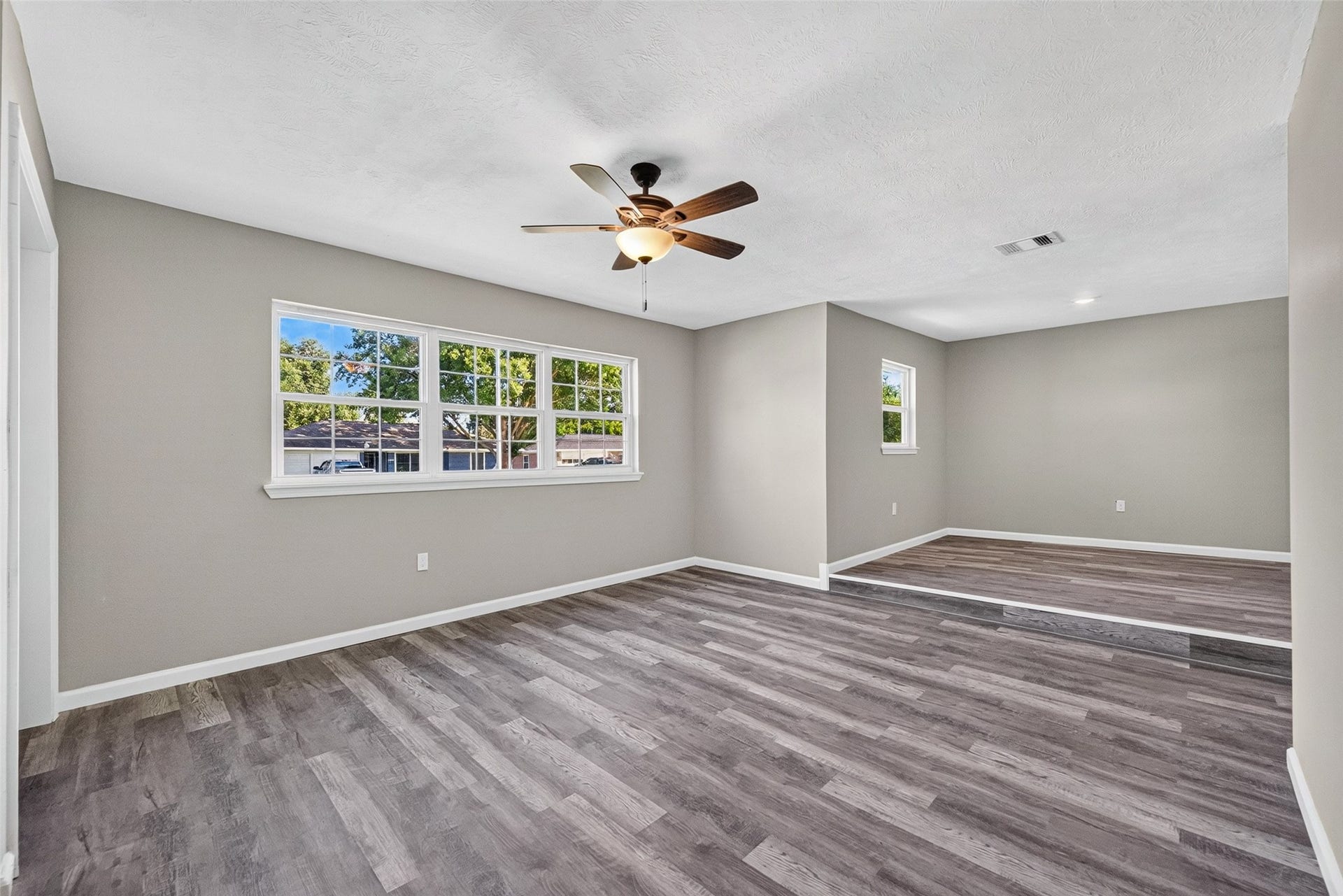 7938 Glen Vista Street, Houston, TX 77061 7938 Glen Vista Street, Houston, TX 77061