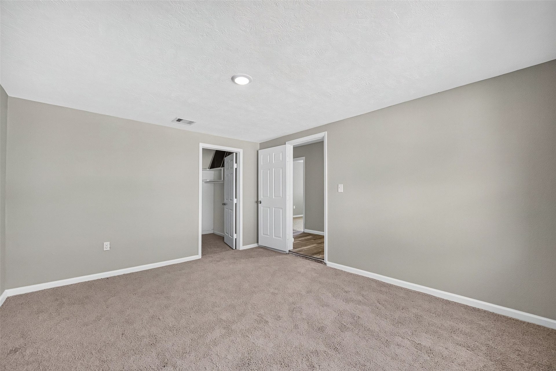 7938 Glen Vista Street, Houston, TX 77061 7938 Glen Vista Street, Houston, TX 77061