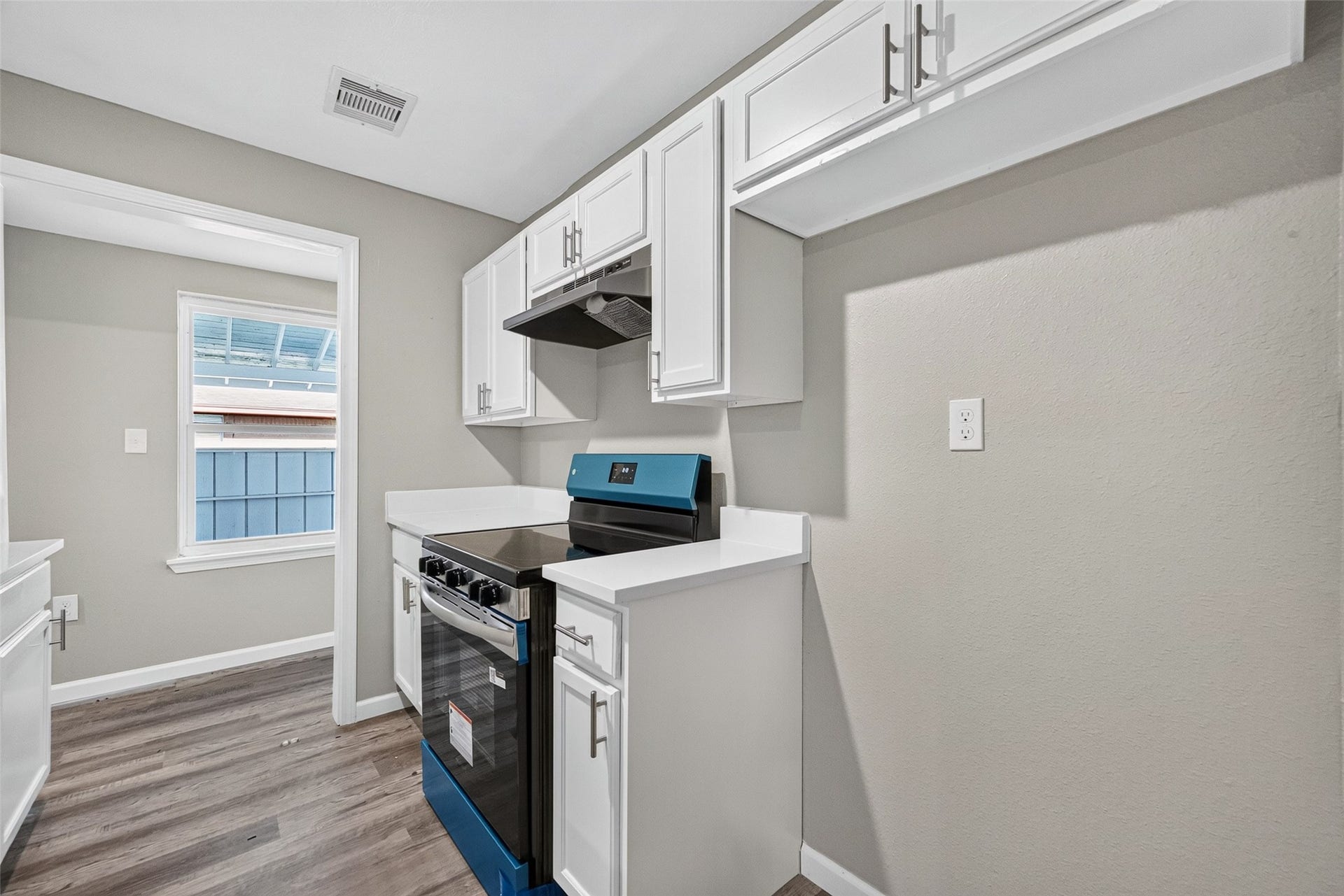 7938 Glen Vista Street, Houston, TX 77061 7938 Glen Vista Street, Houston, TX 77061