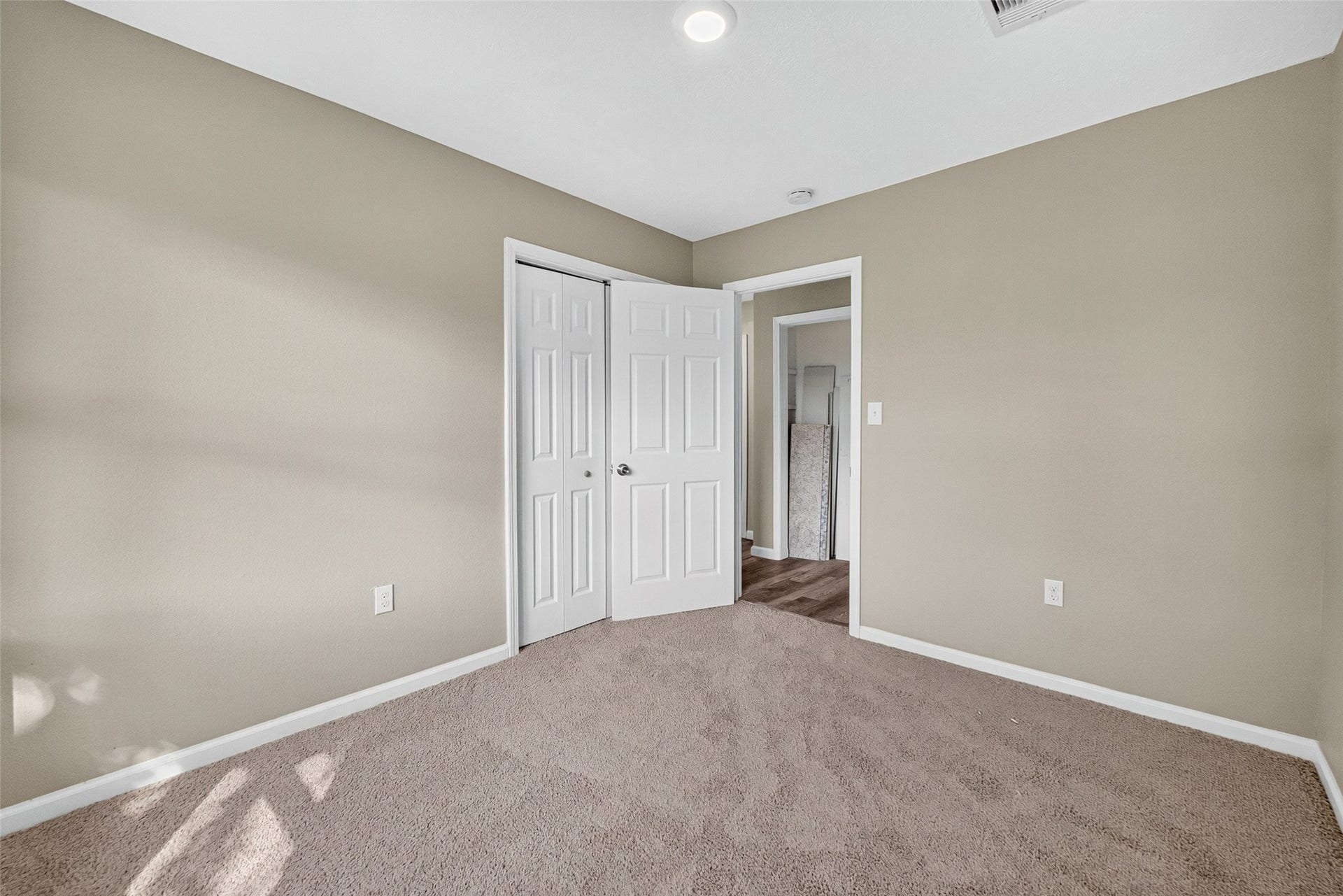 7938 Glen Vista Street, Houston, TX 77061 7938 Glen Vista Street, Houston, TX 77061