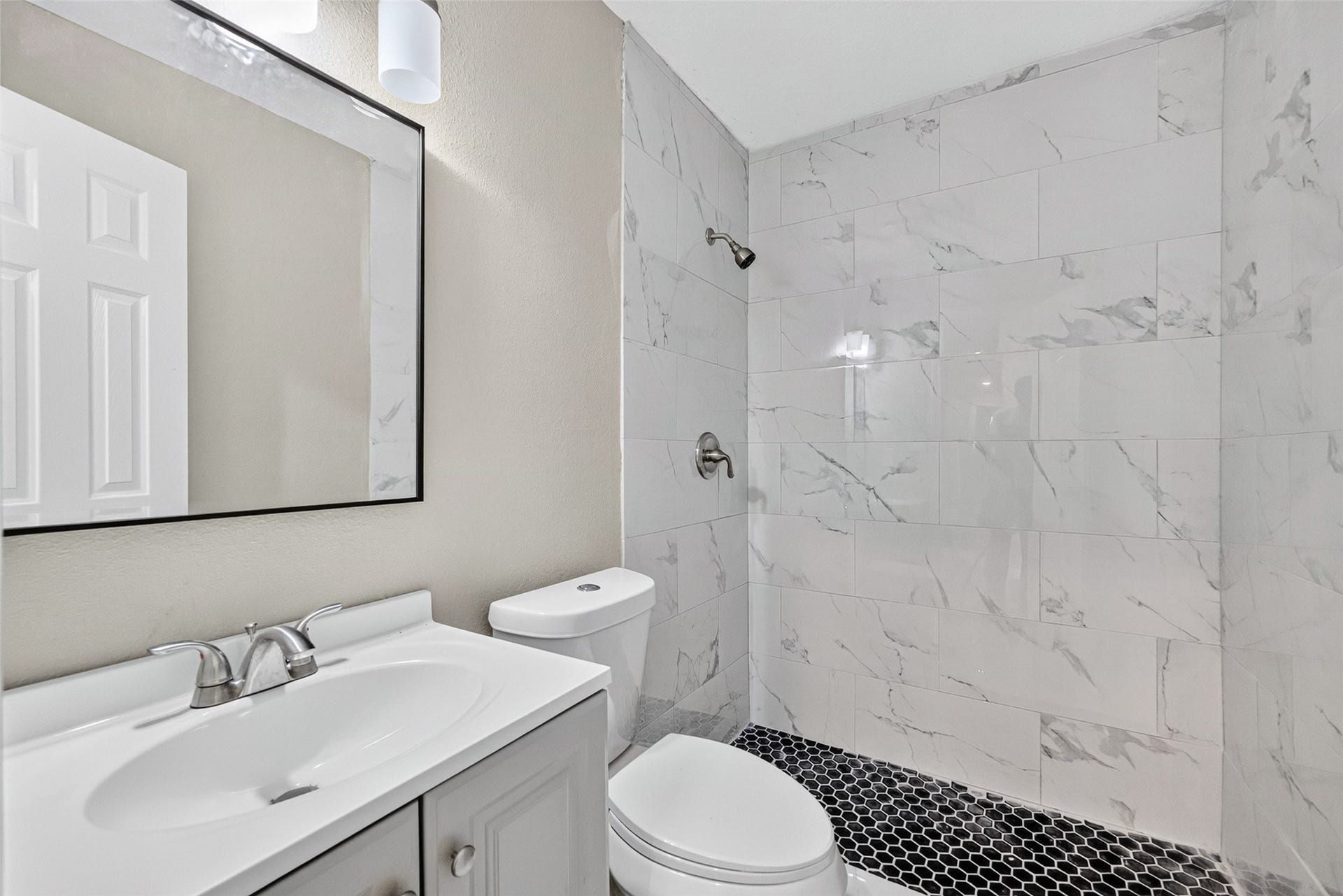 7938 Glen Vista Street, Houston, TX 77061 7938 Glen Vista Street, Houston, TX 77061