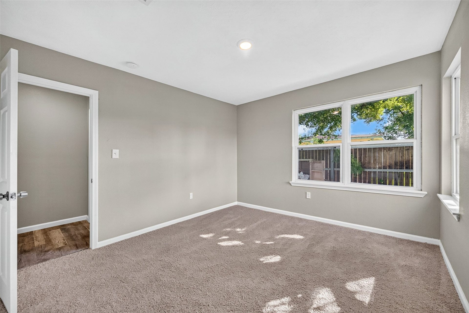7938 Glen Vista Street, Houston, TX 77061 7938 Glen Vista Street, Houston, TX 77061