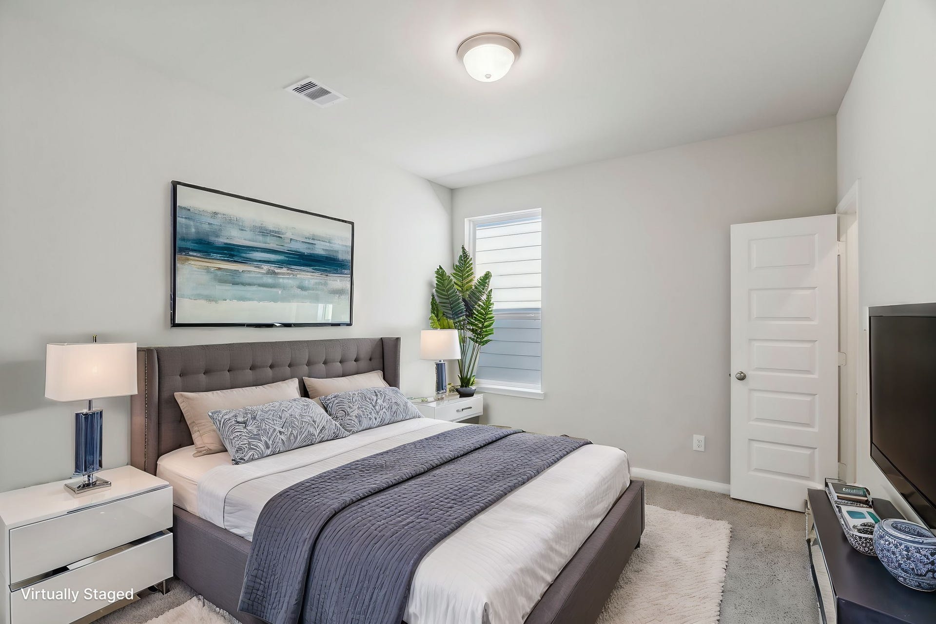 Photo is not of actual home, but is an inspirational photo of builder's model home and may depict options, furnishings, and/or decorator features that are not included.