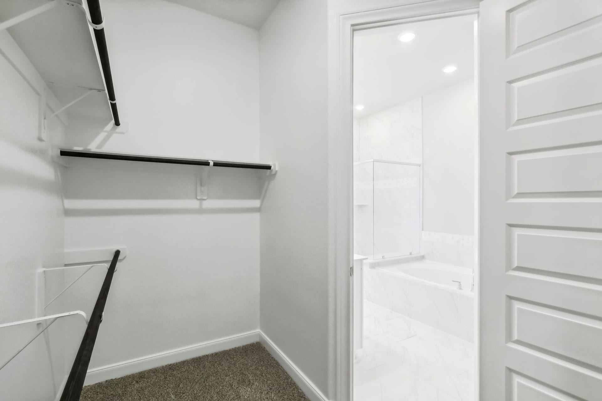 Photo is not of actual home, but is an inspirational photo of builder's model home and may depict options, furnishings, and/or decorator features that are not included.
