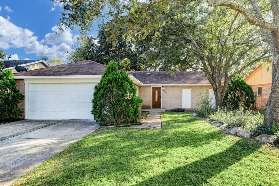 Property photo for 11002 Maple Rock Drive, Humble, TX