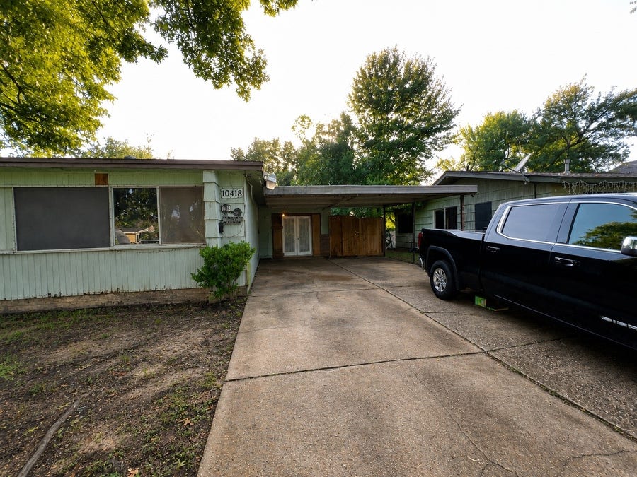Property photo for 10418 Alta Loma Way, Houston, TX