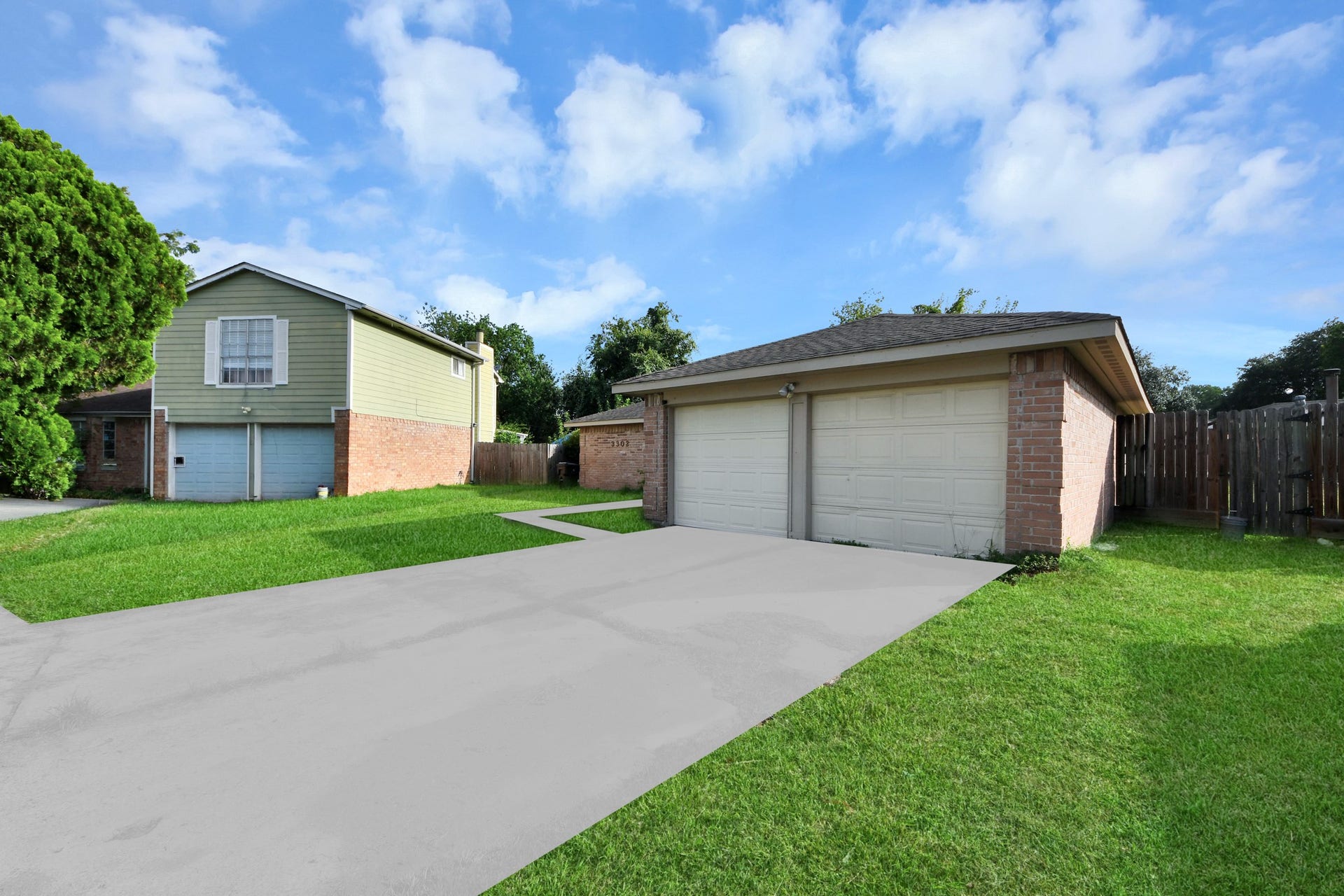 3302 Hombly Road, Houston, TX 77066 3302 Hombly Road, Houston, TX 77066