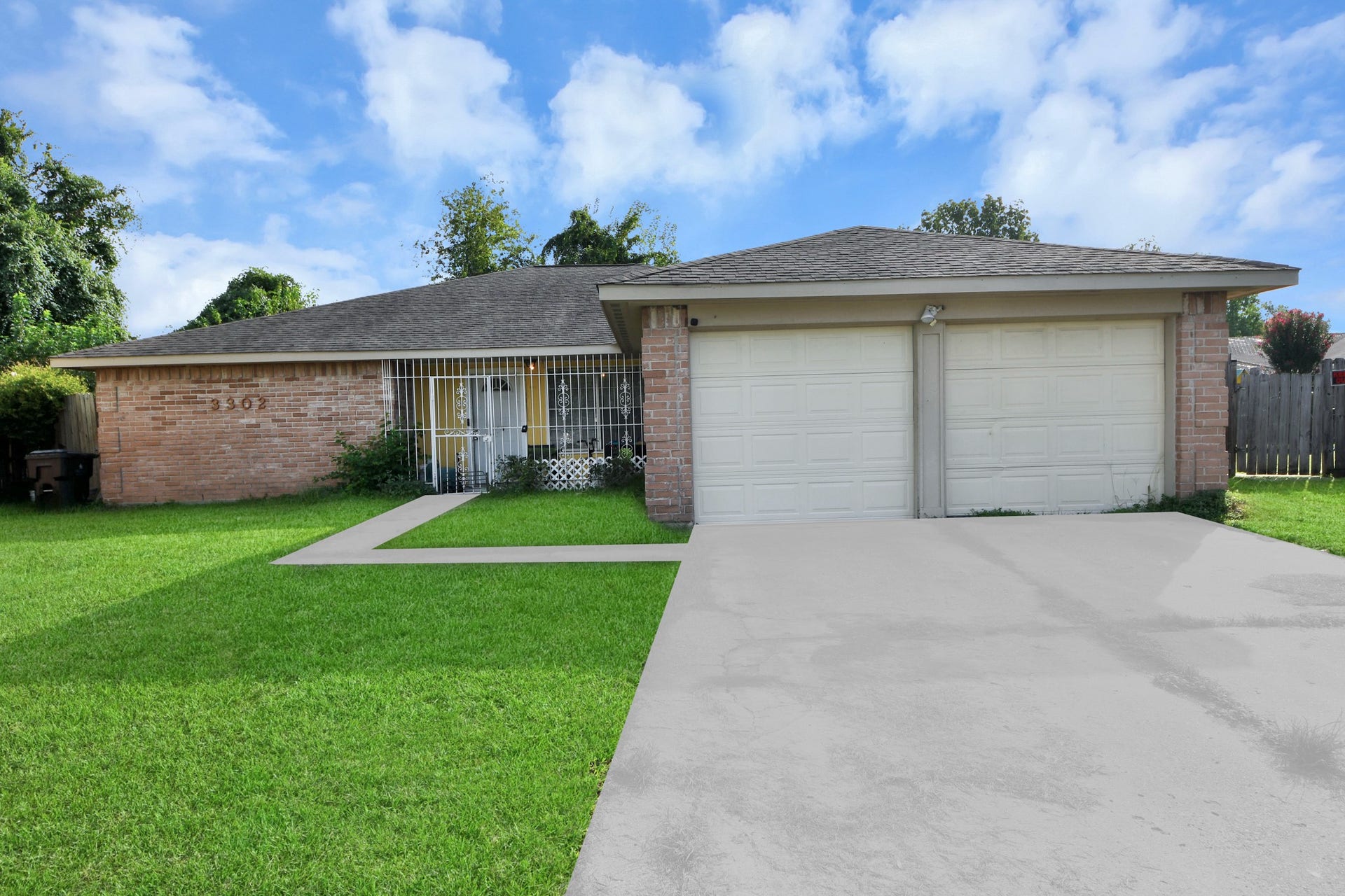 3302 Hombly Road, Houston, TX 77066 3302 Hombly Road, Houston, TX 77066
