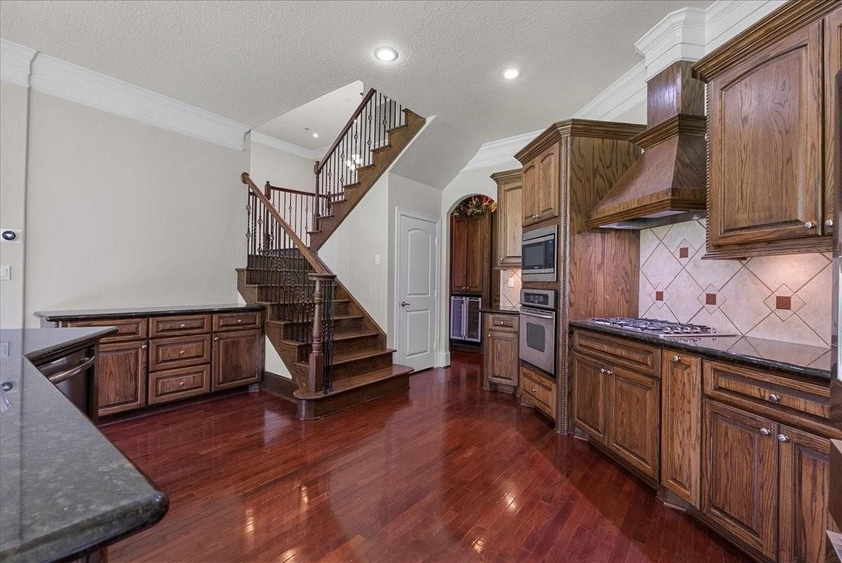 205 Del Monte Drive, Friendswood, TX 77546 205 Del Monte Drive, Friendswood, TX 77546