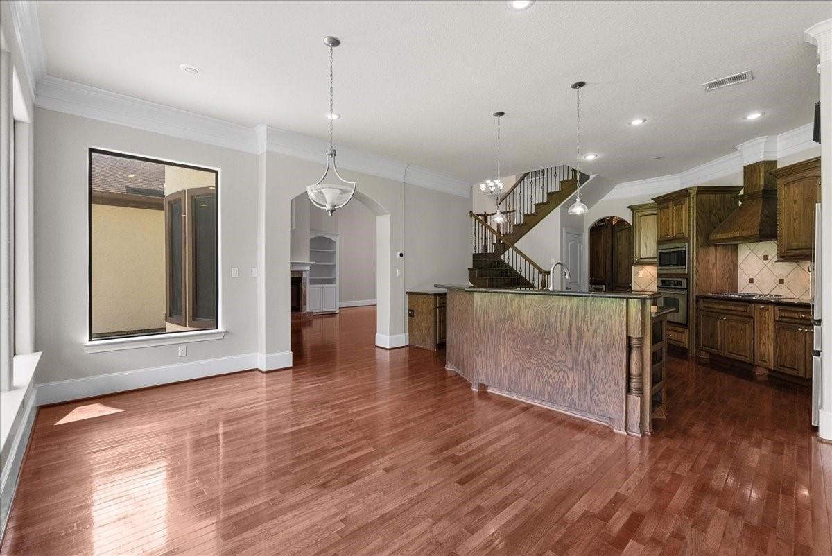 205 Del Monte Drive, Friendswood, TX 77546 205 Del Monte Drive, Friendswood, TX 77546