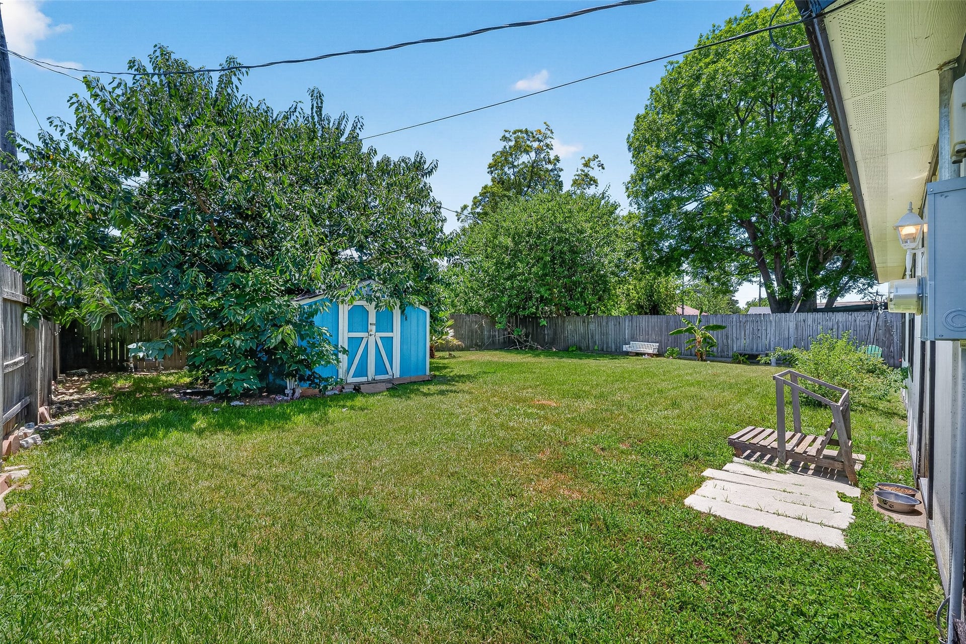 2110 Hillshire Drive, Deer Park, TX 77536 2110 Hillshire Drive, Deer Park, TX 77536