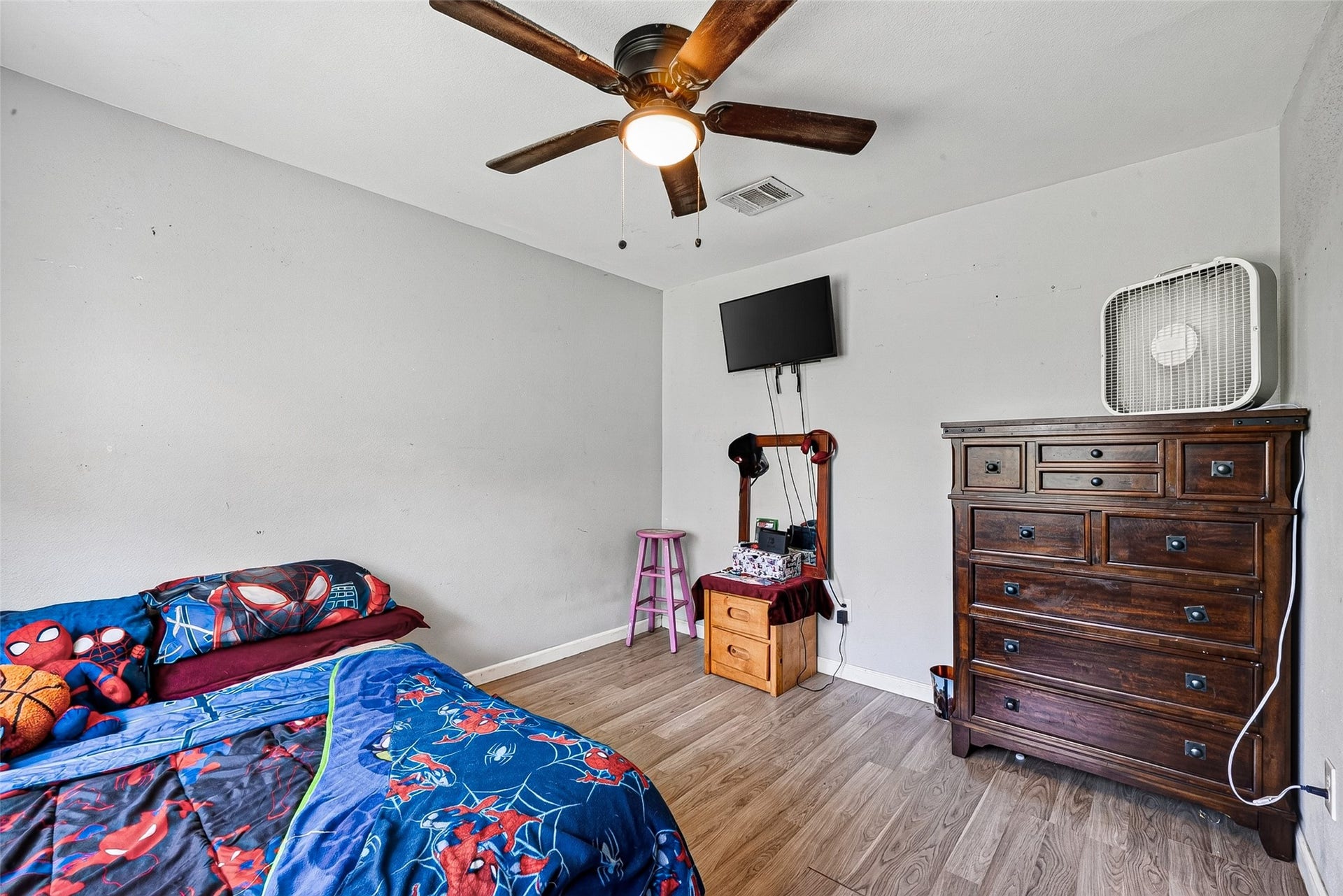 2110 Hillshire Drive, Deer Park, TX 77536 2110 Hillshire Drive, Deer Park, TX 77536