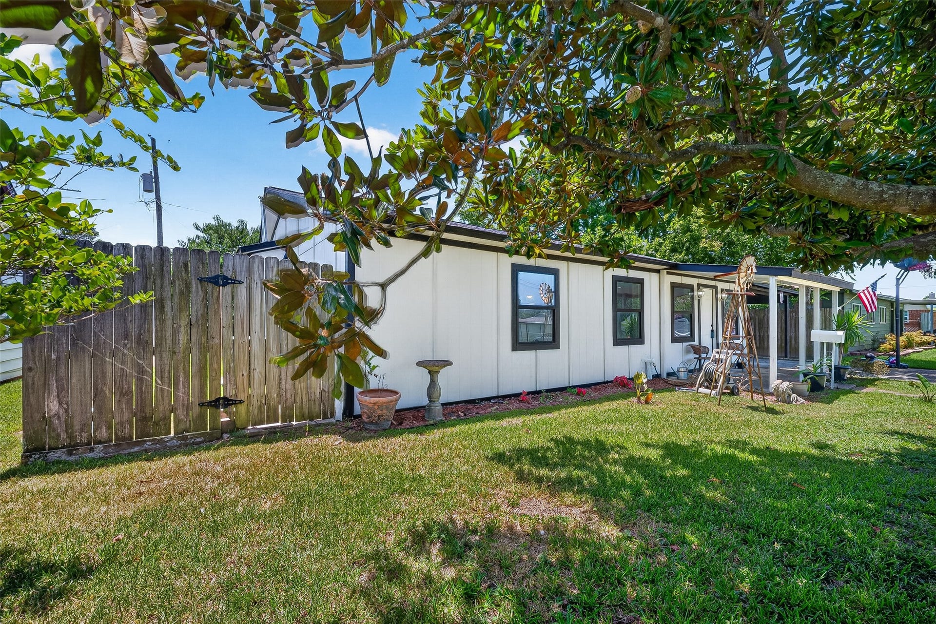 2110 Hillshire Drive, Deer Park, TX 77536 2110 Hillshire Drive, Deer Park, TX 77536