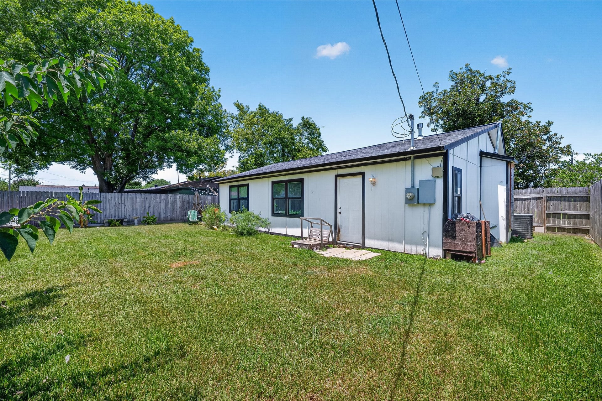 2110 Hillshire Drive, Deer Park, TX 77536 2110 Hillshire Drive, Deer Park, TX 77536