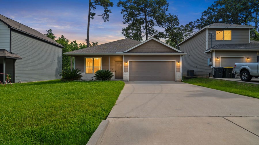 Property photo for 709 Little River Drive, Montgomery, TX