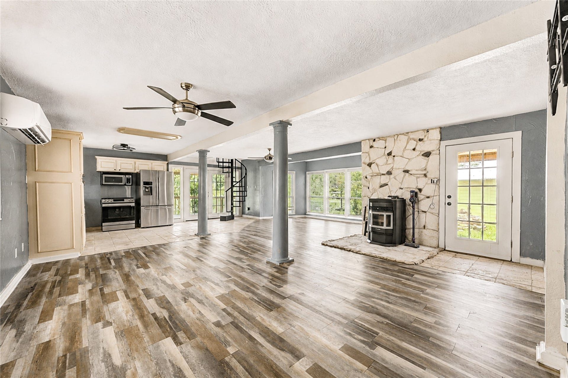 13497 Morgan Drive, Splendora, TX 77372
