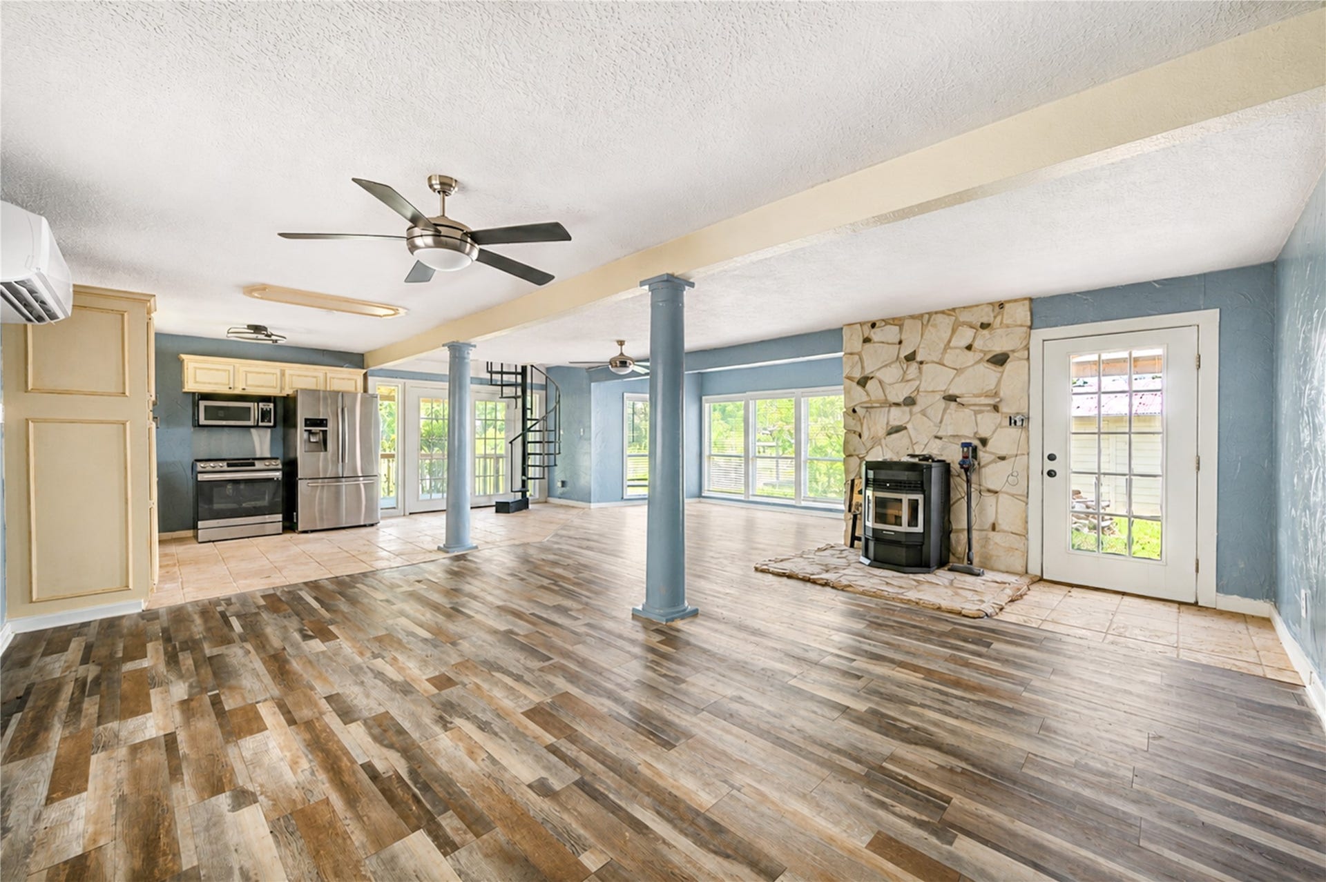 13497 Morgan Drive, Splendora, TX 77372