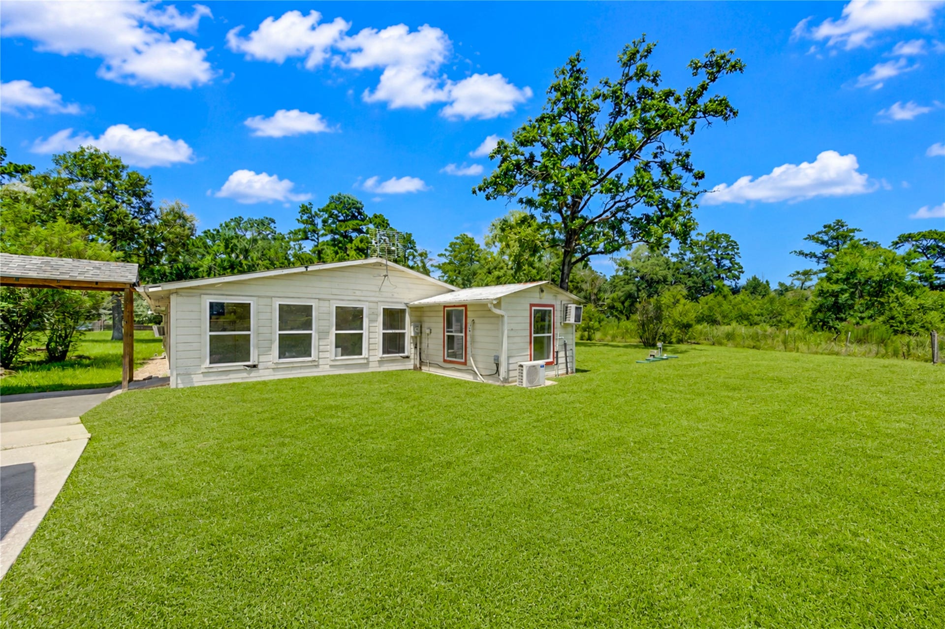 13497 Morgan Drive, Splendora, TX 77372