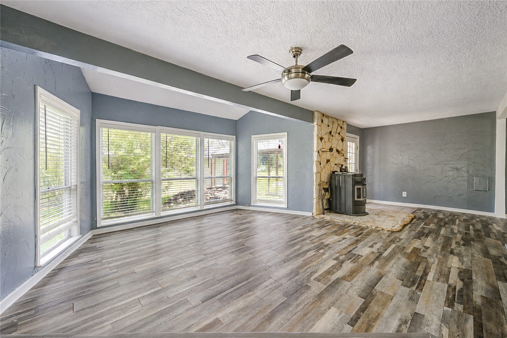 13497 Morgan Drive, Splendora, TX 77372