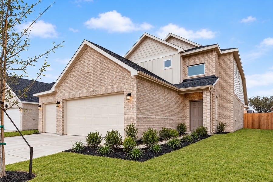 Property photo for 2110 Spring Hollow Drive, Baytown, TX