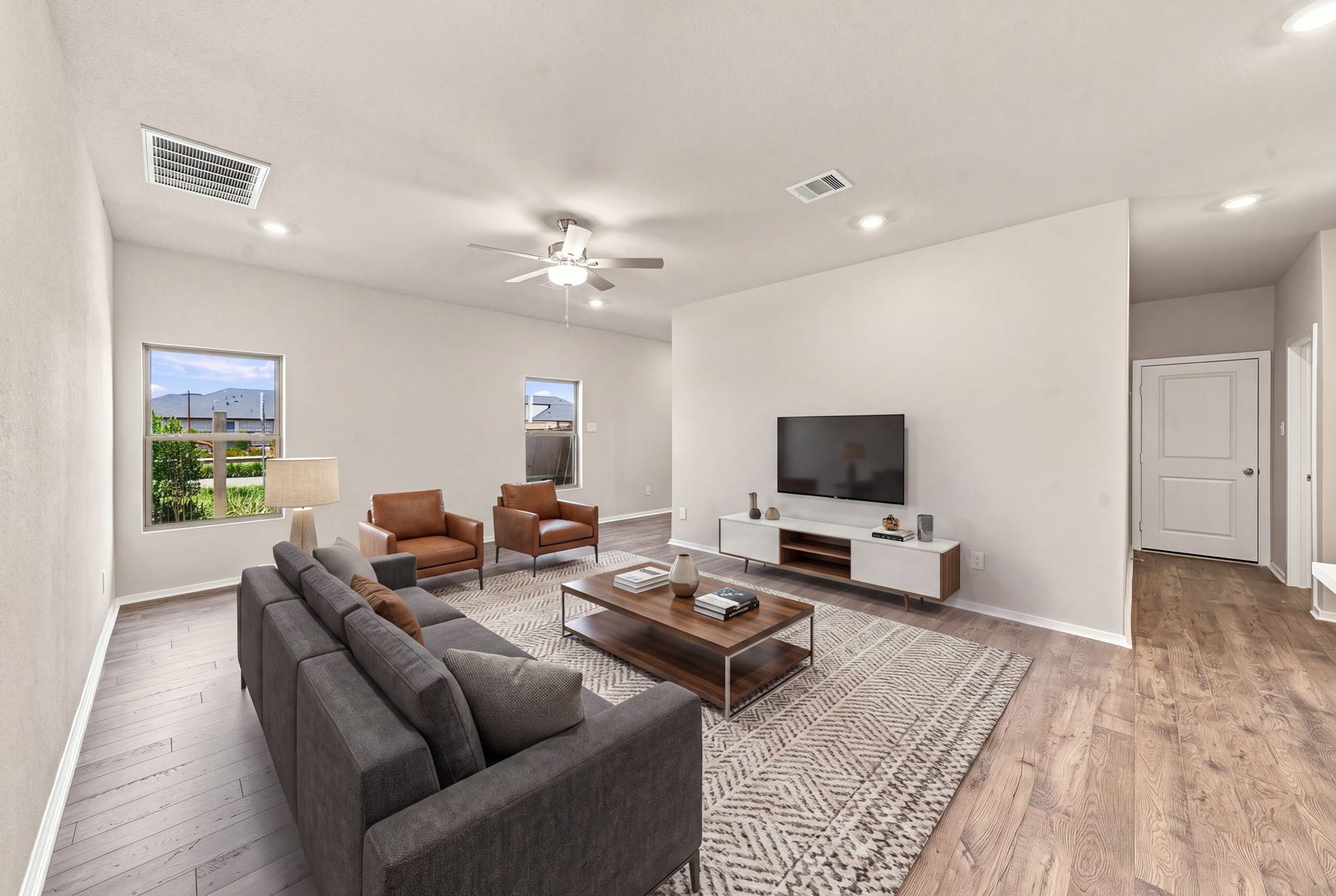 2796 English Laurel Drive, Alvin, TX 77511 2796 English Laurel Drive, Alvin, TX 77511