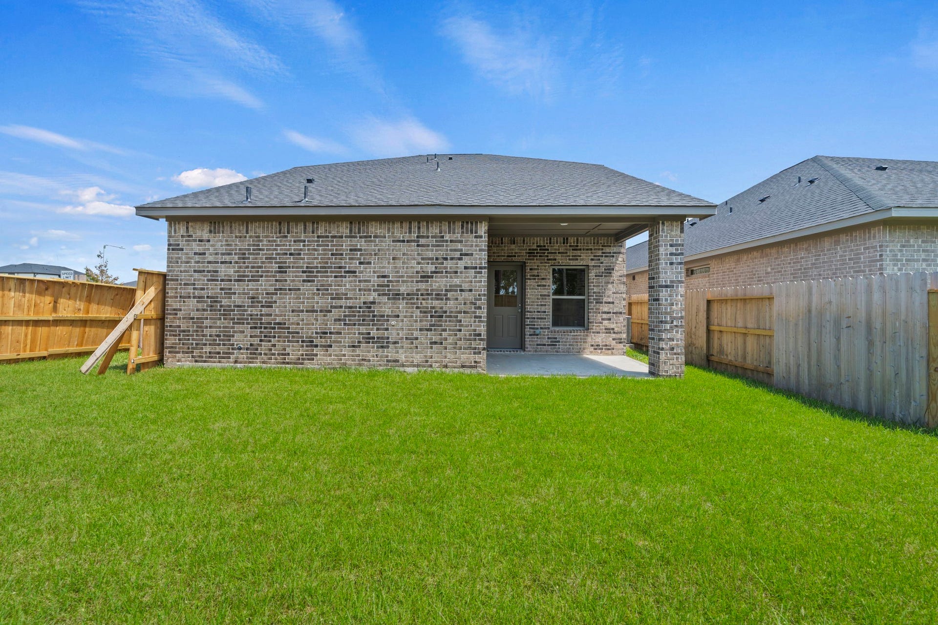 2796 English Laurel Drive, Alvin, TX 77511 2796 English Laurel Drive, Alvin, TX 77511