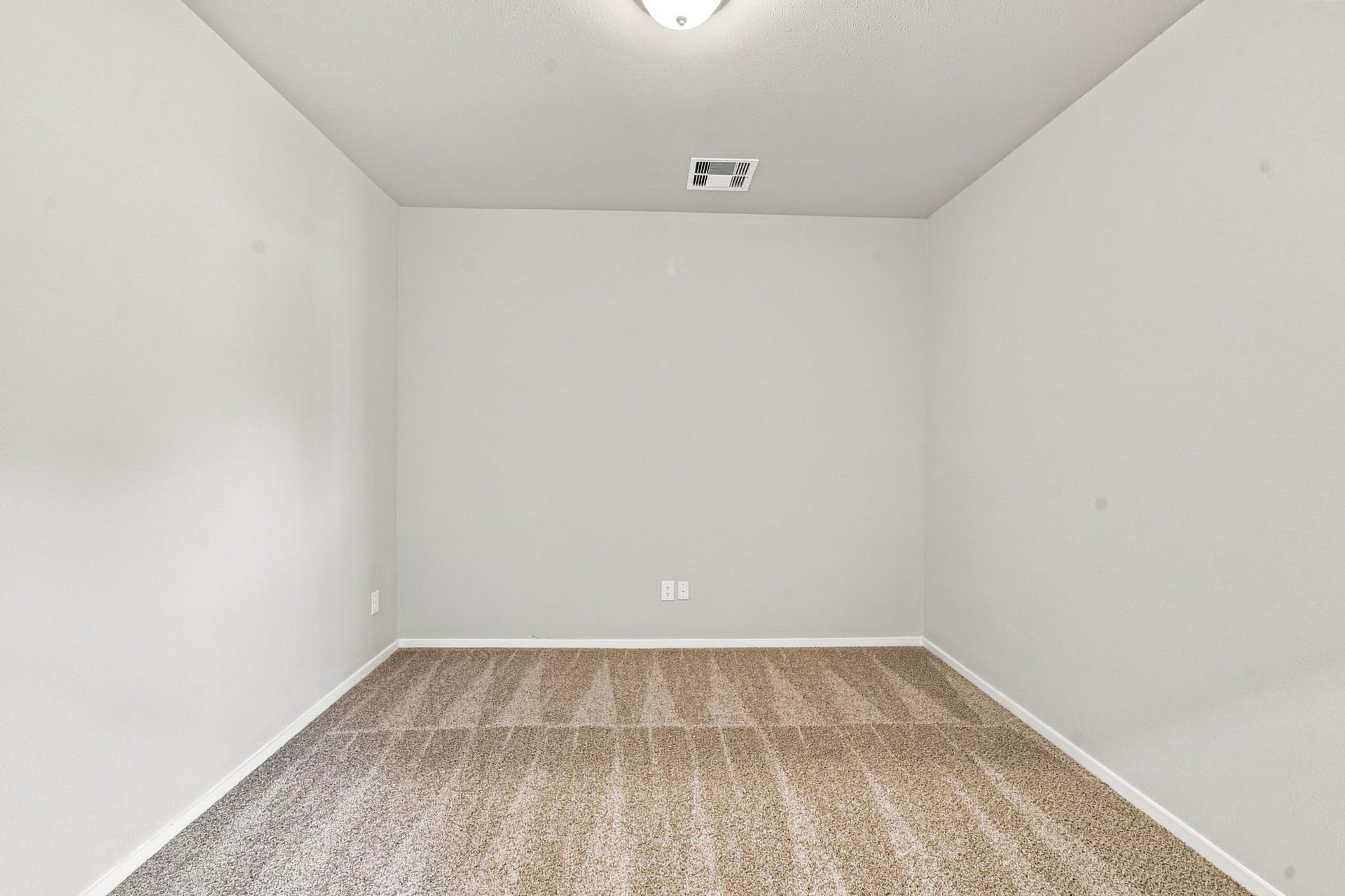 2796 English Laurel Drive, Alvin, TX 77511 2796 English Laurel Drive, Alvin, TX 77511