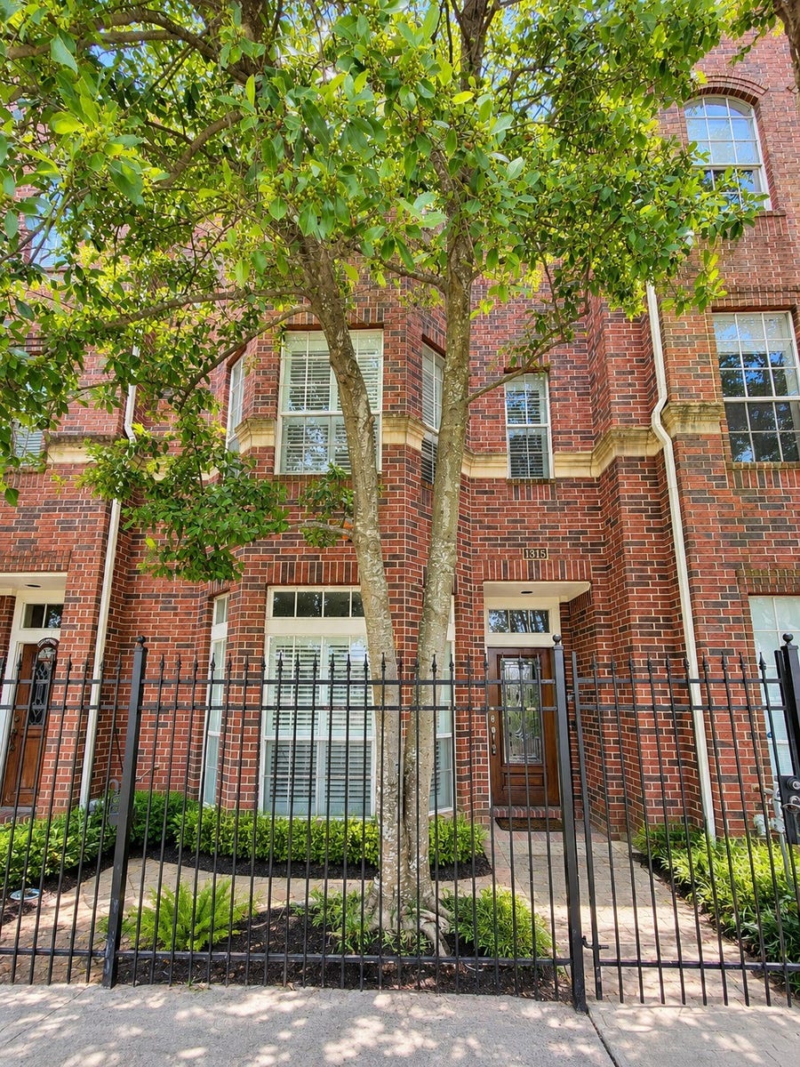 Property photo for 1315 Oneil Street, Houston, TX