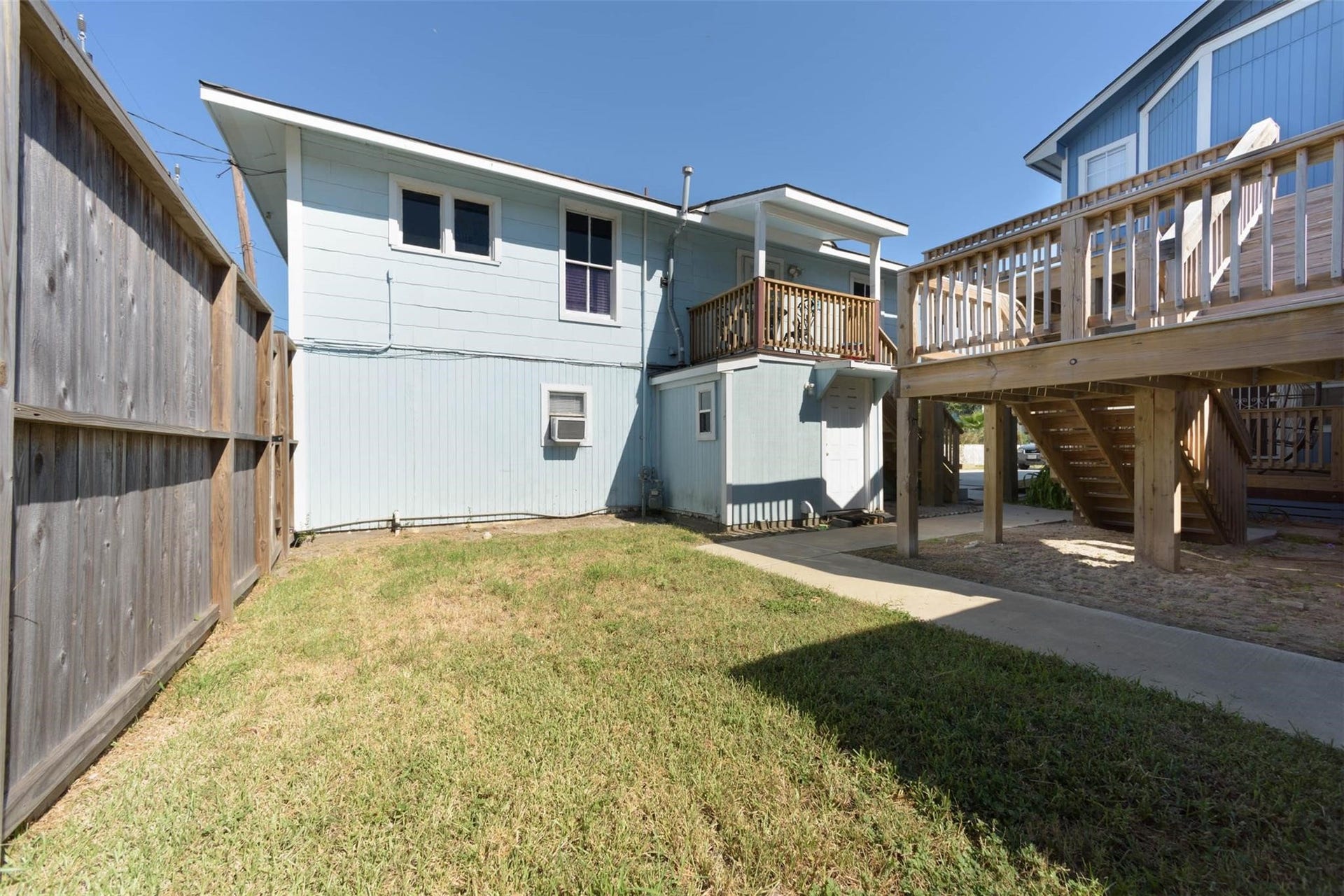 3014 Avenue R 1/2, Galveston, TX 77550