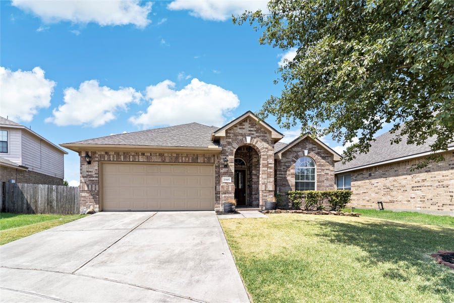 Property photo for 23307 W Pine Ivy Lane, Tomball, TX
