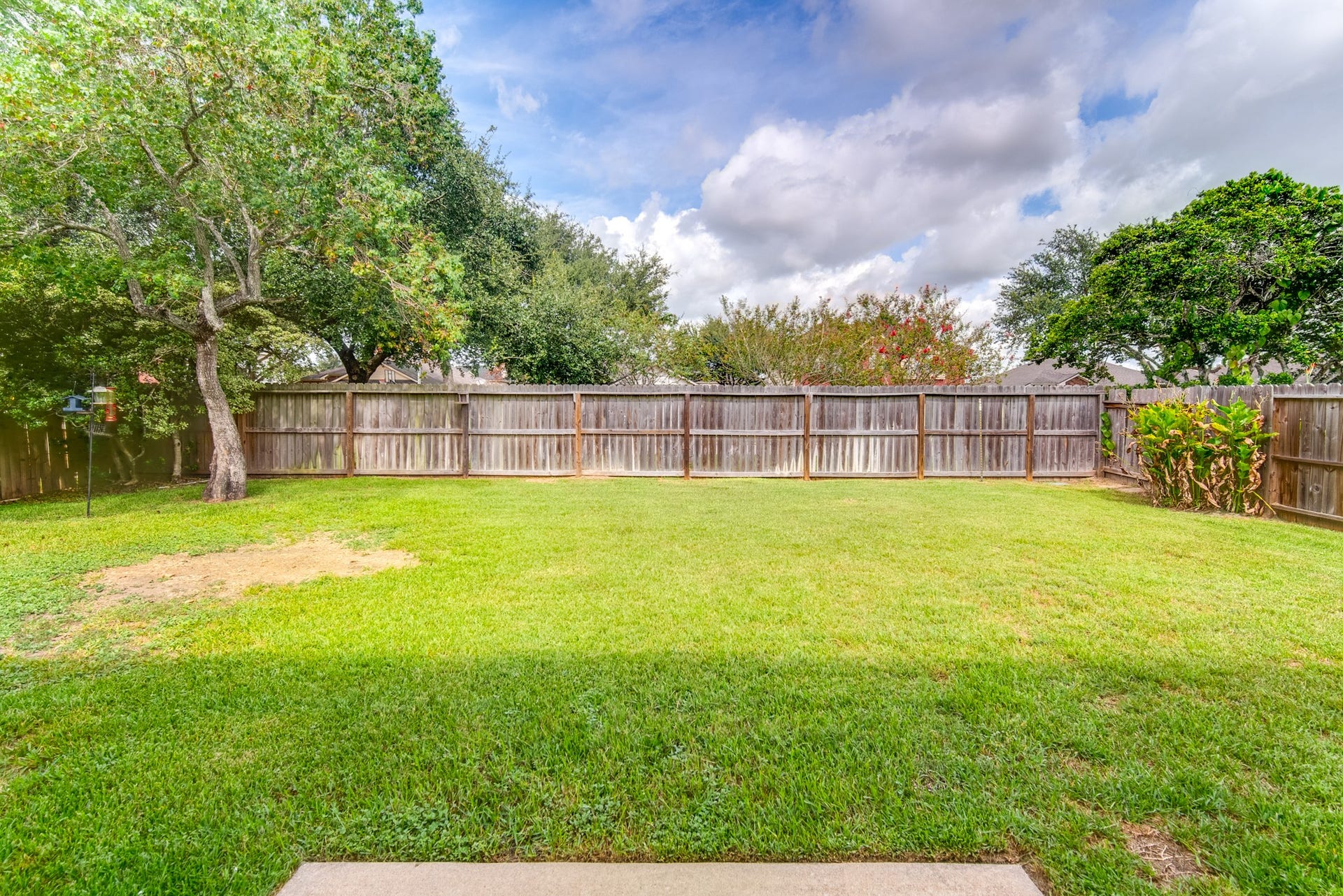 9703 Berkshire Trace, Pearland, TX 77584 Large backyard