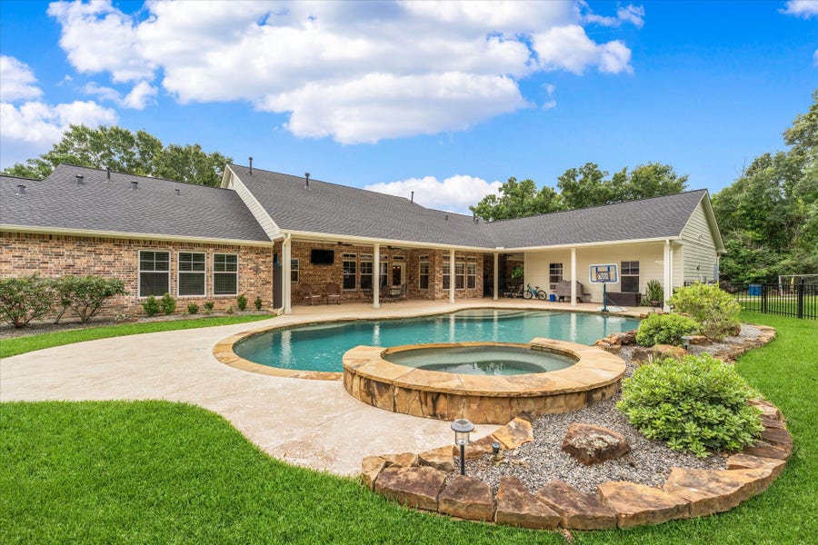Property photo for 8512 Prince William Court, Montgomery, TX