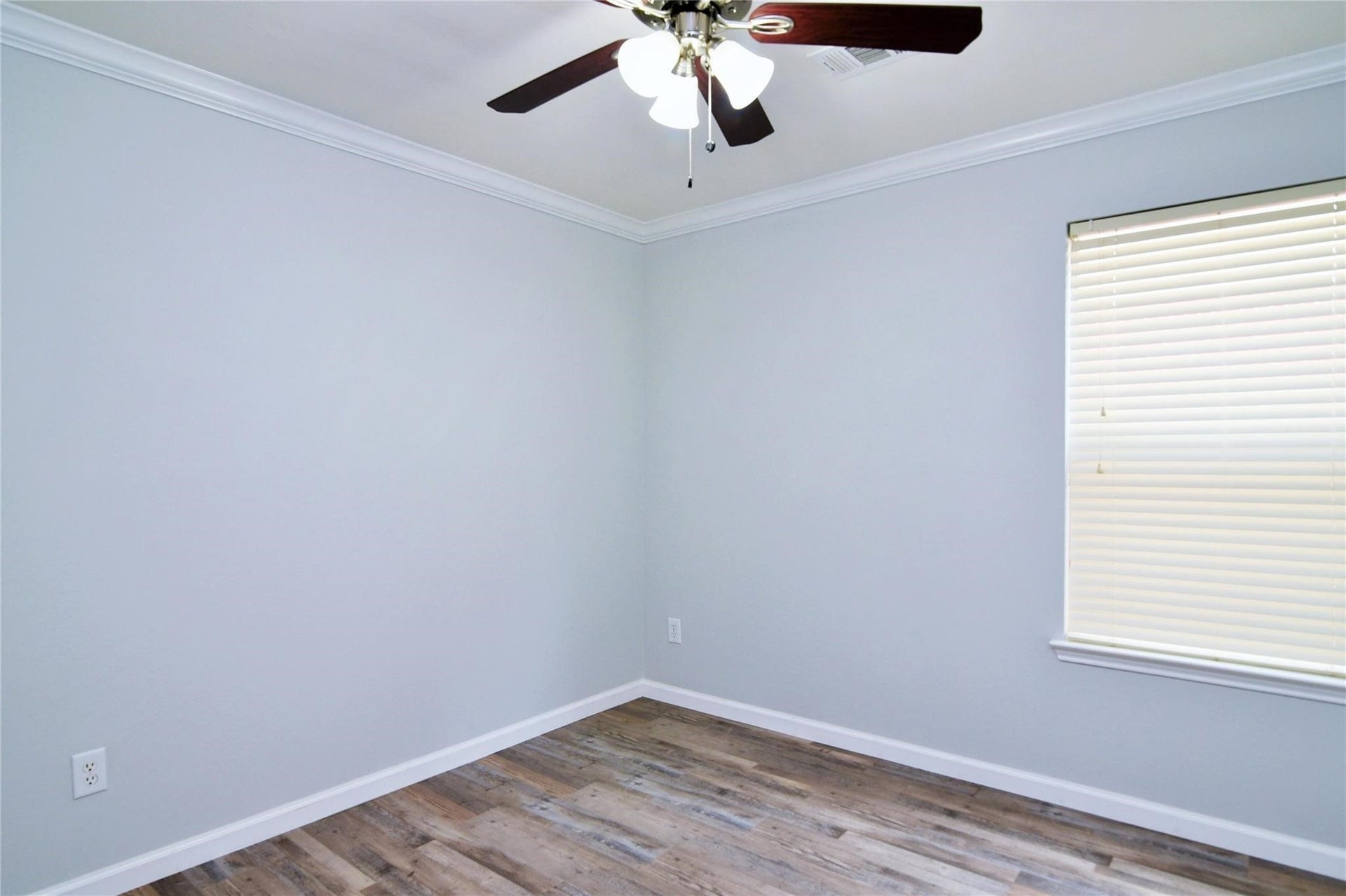 13326 Amber Lodge Lane, Houston, TX 77083 13326 Amber Lodge Lane, Houston, TX 77083