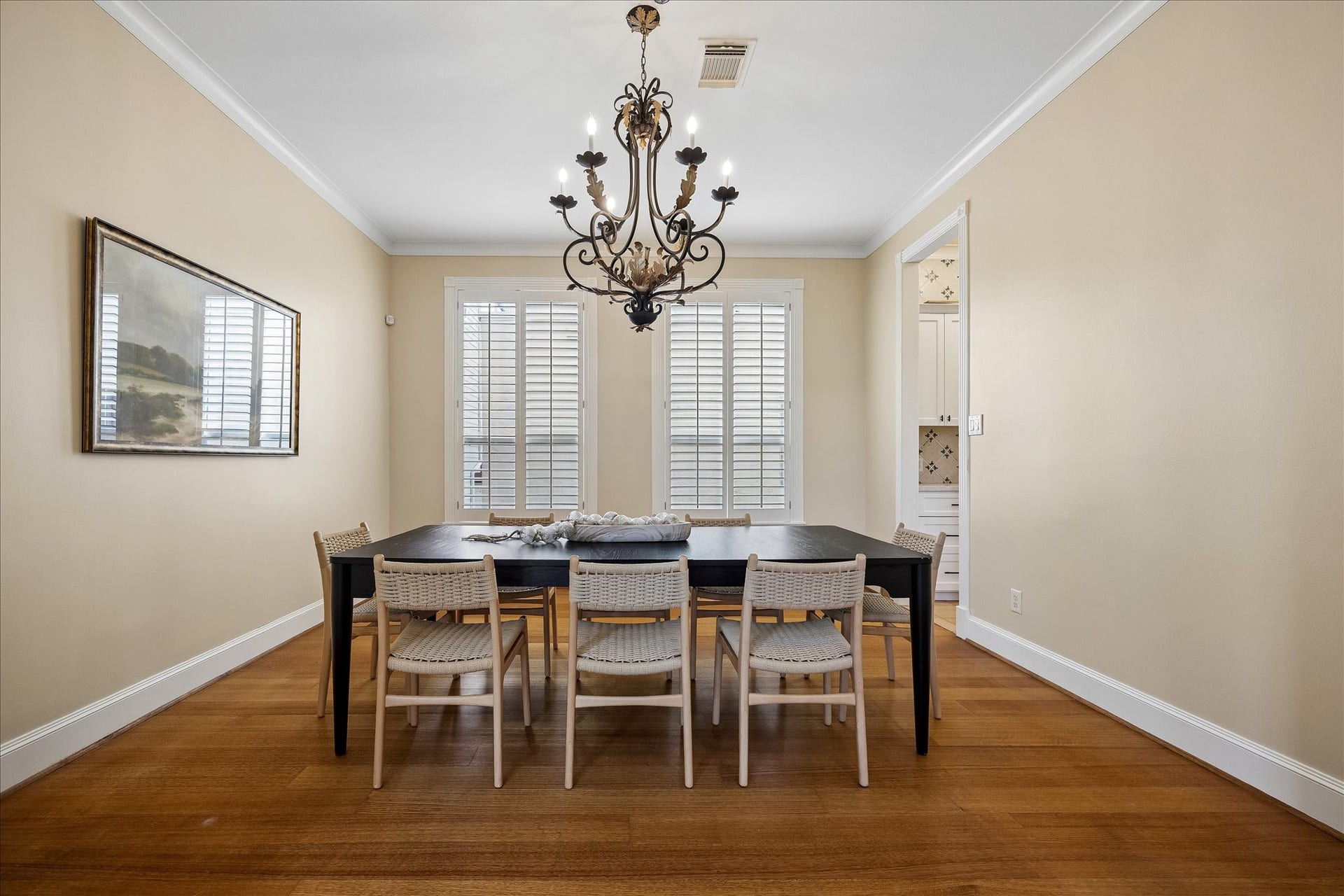 6635 Minola Street, Houston, TX 77007 6635 Minola Street, Houston, TX 77007