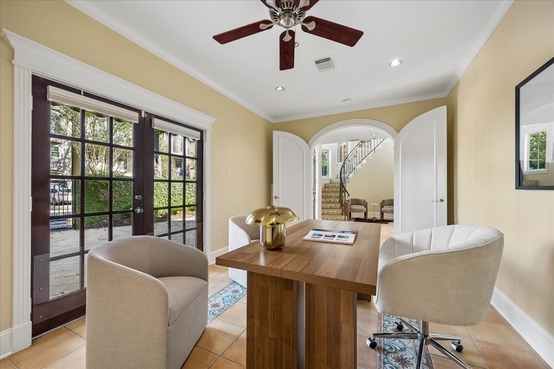 6635 Minola Street, Houston, TX 77007 6635 Minola Street, Houston, TX 77007