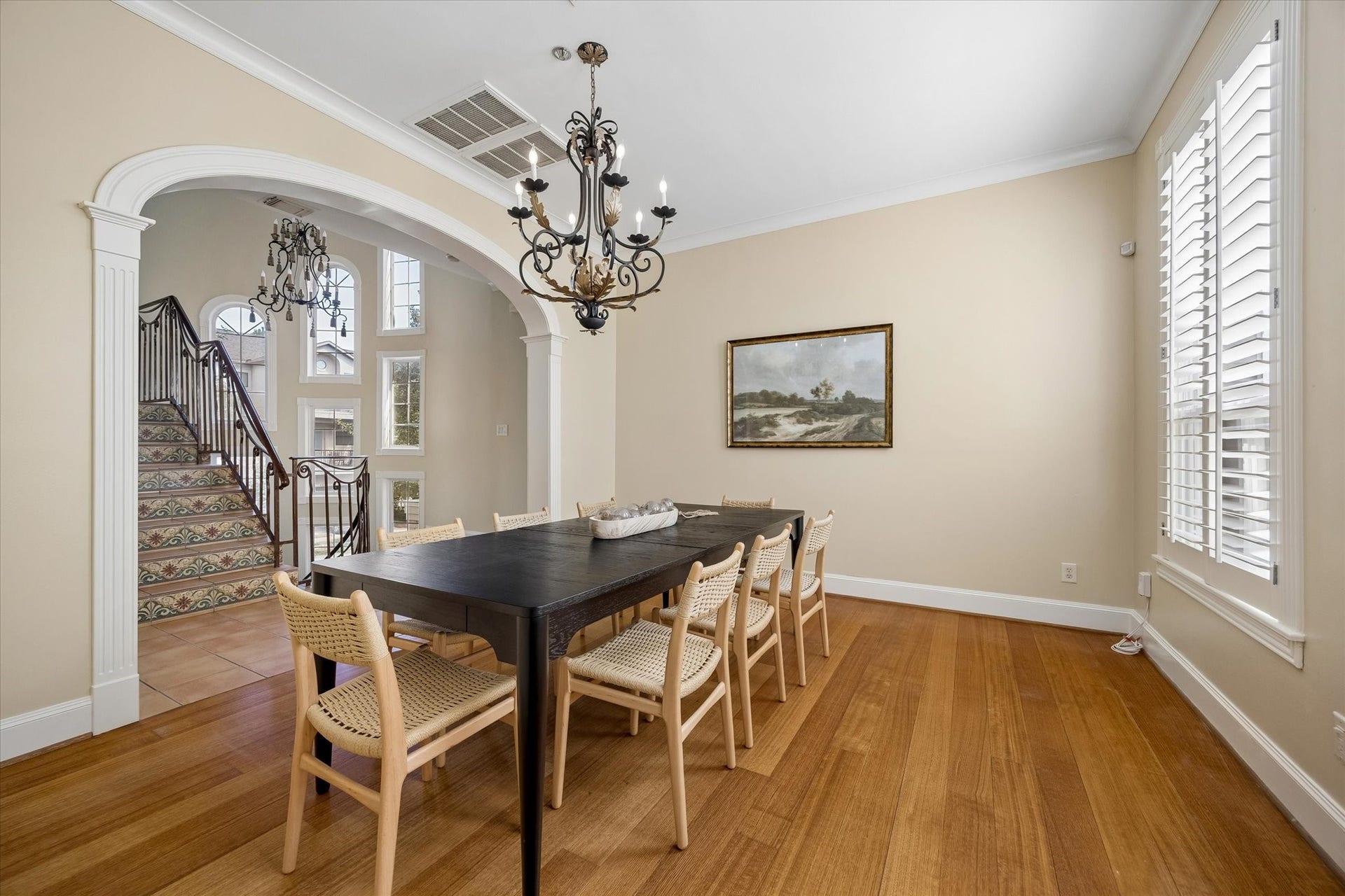 6635 Minola Street, Houston, TX 77007 6635 Minola Street, Houston, TX 77007