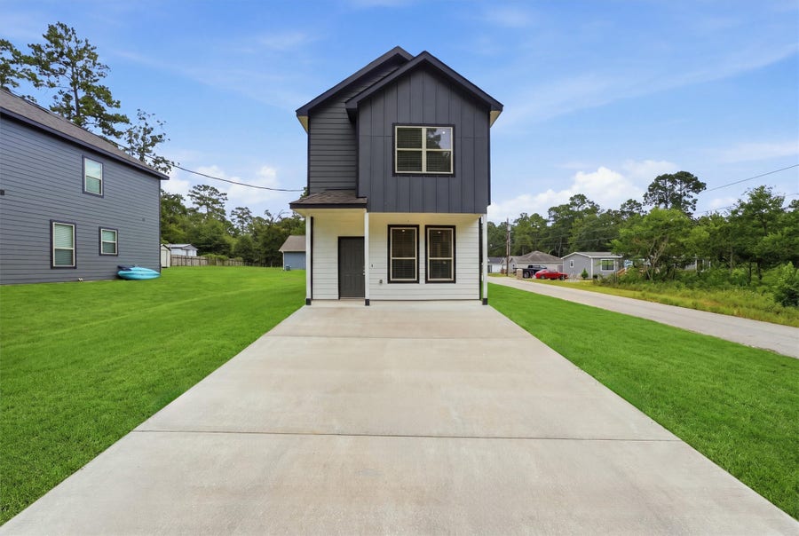 Property photo for 15608 Sycamore Drive, Montgomery, TX