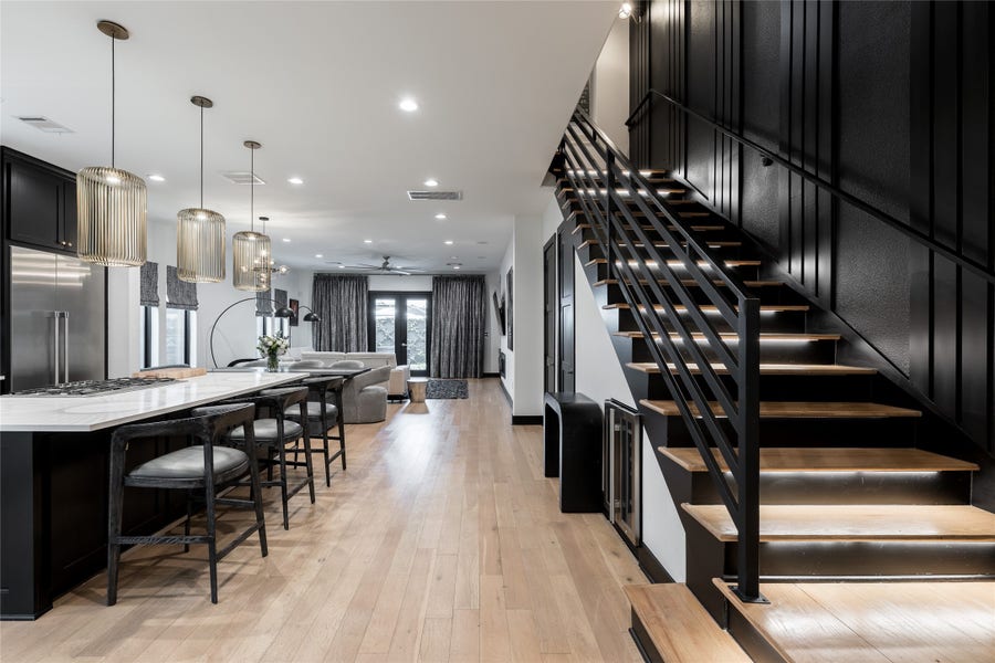 Property photo for 906 Knox Street, Houston, TX